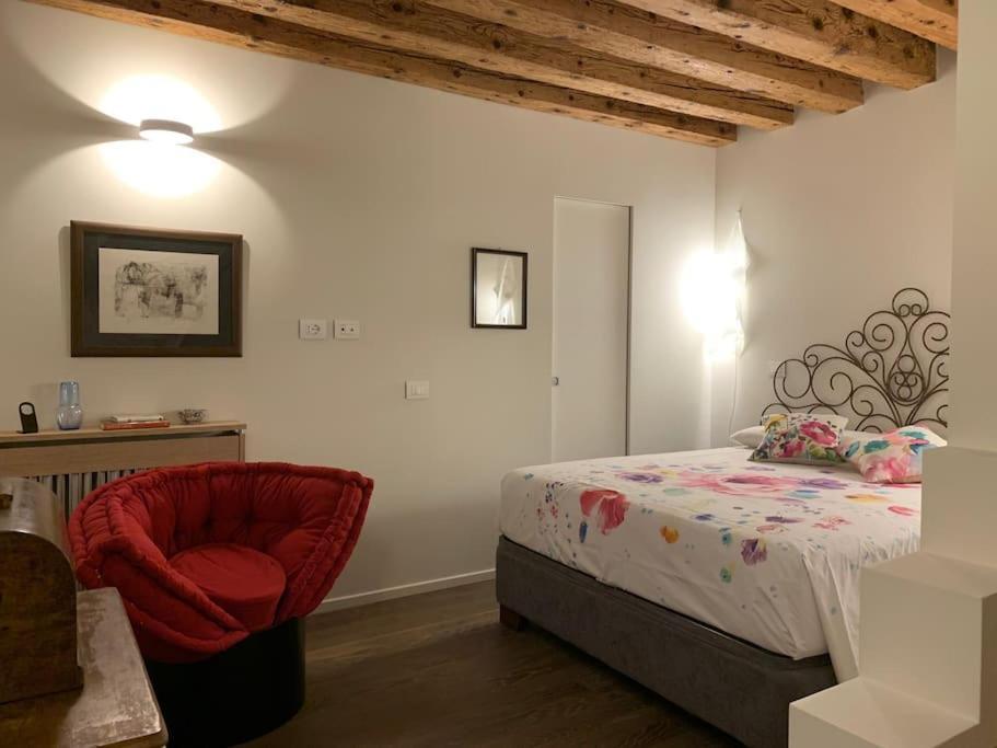 Apartamento Ospizio Delle Donzelle Venecia Exterior foto